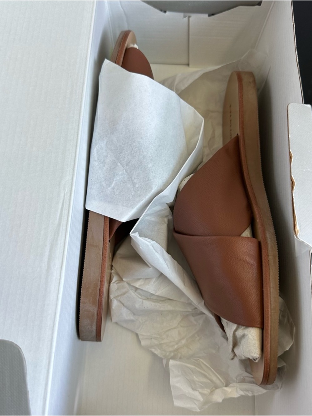Everlane The Day Crossover Sandal in Sienna Brown Size: 6, NWB - Picture 6 of 15